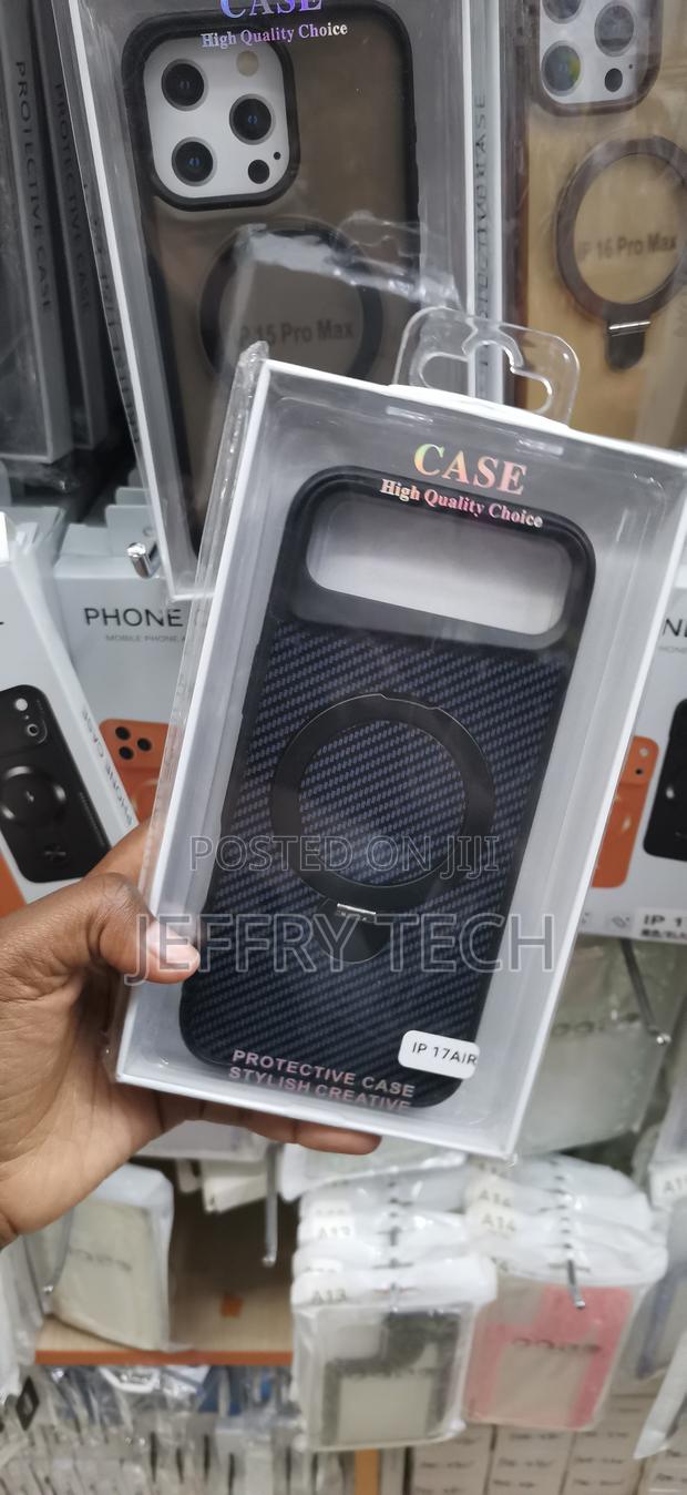 iPhone 17 Air Carbon-Fiber Textured Case- Black - thumbnail 2