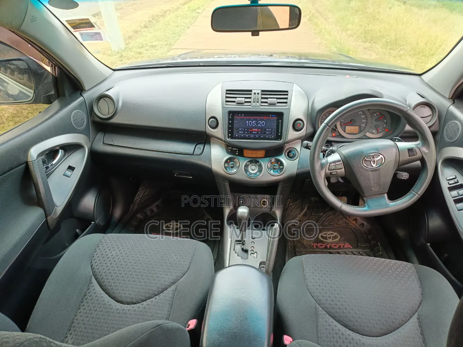 Toyota Vanguard 2012 Blue
