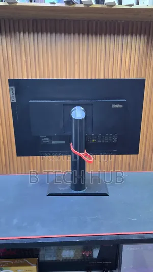 Lenovo Monitors