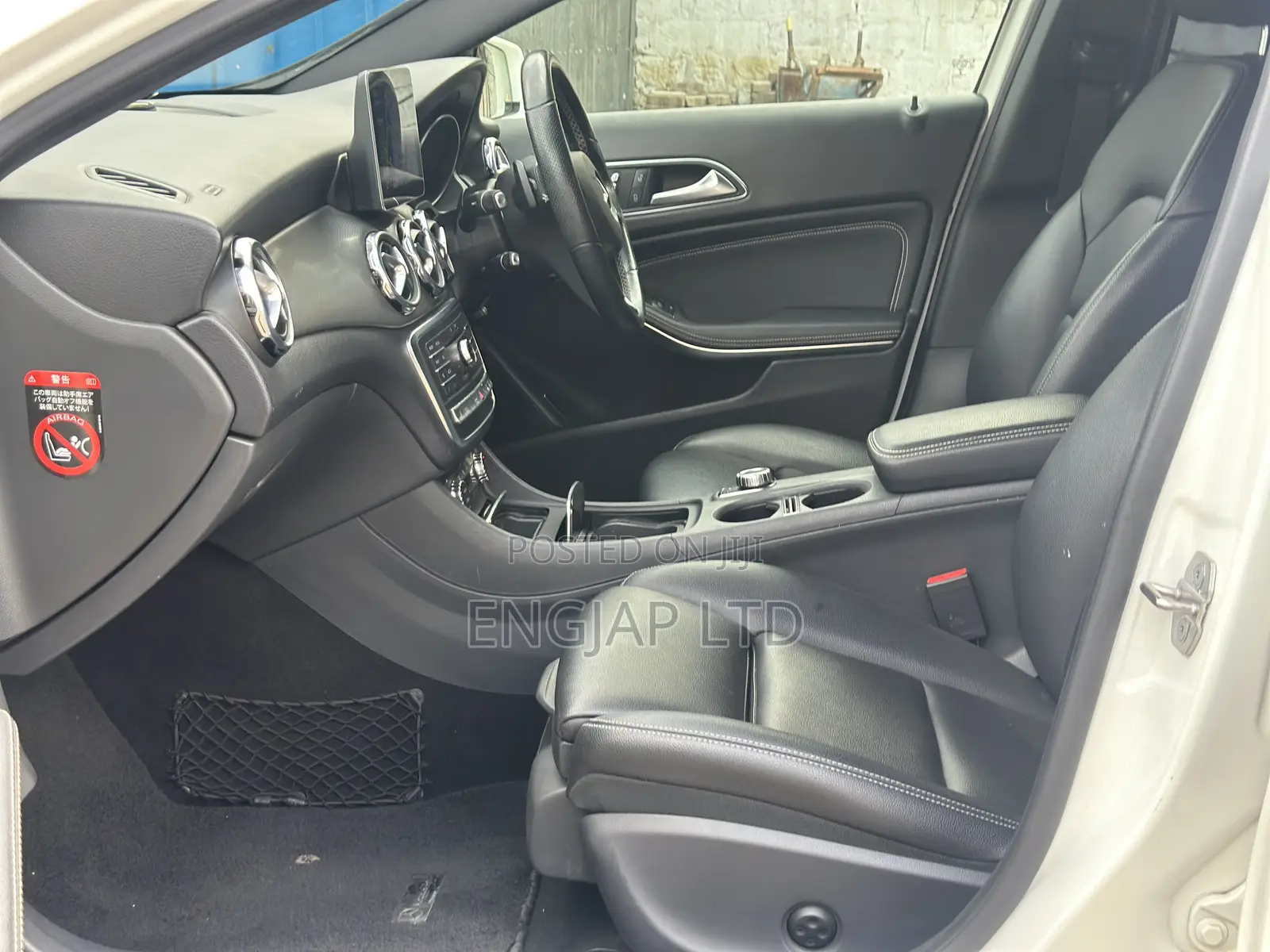 Mercedes-Benz GLA-Class 2019 White