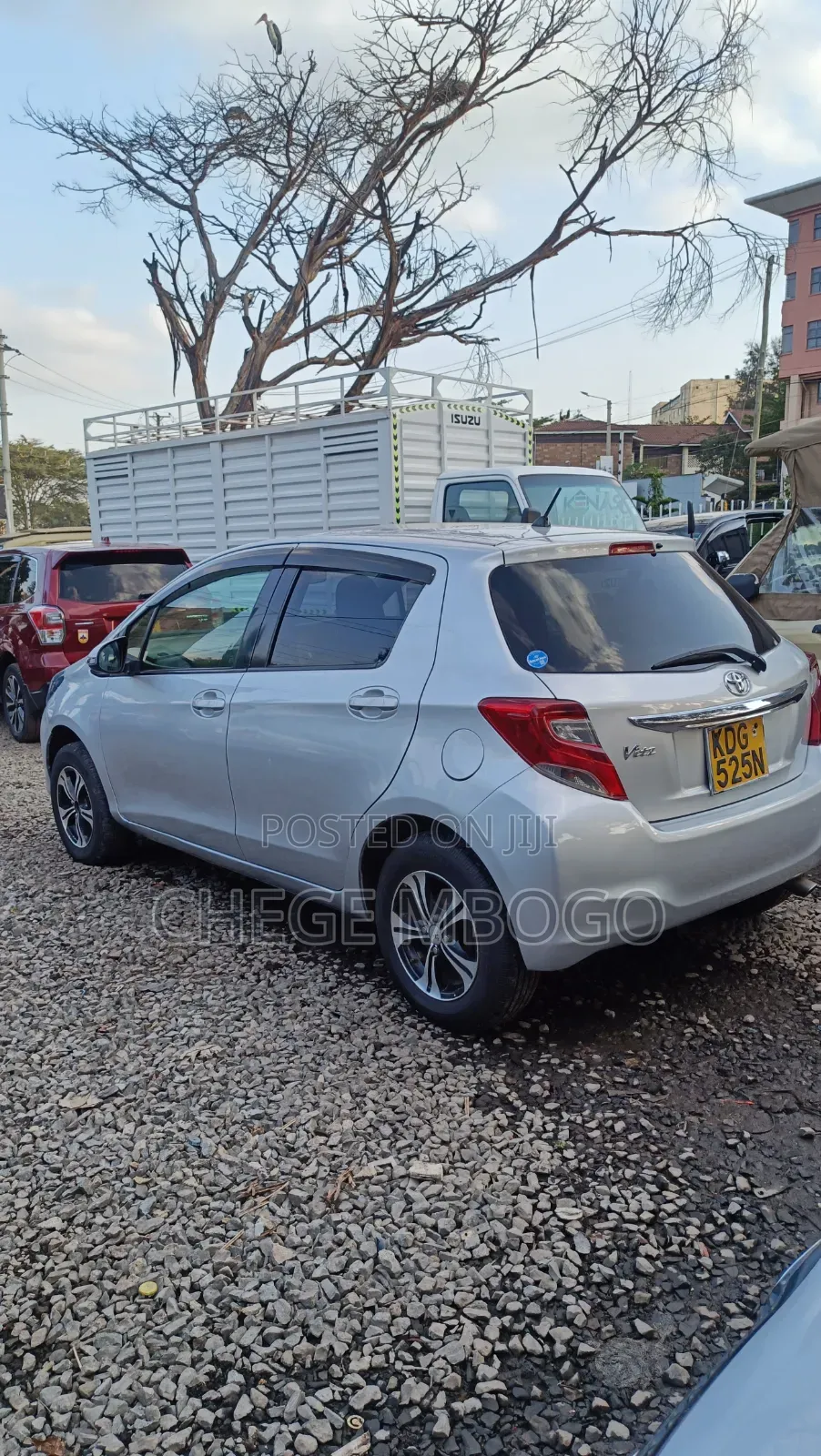 Toyota Vitz 2014 Silver