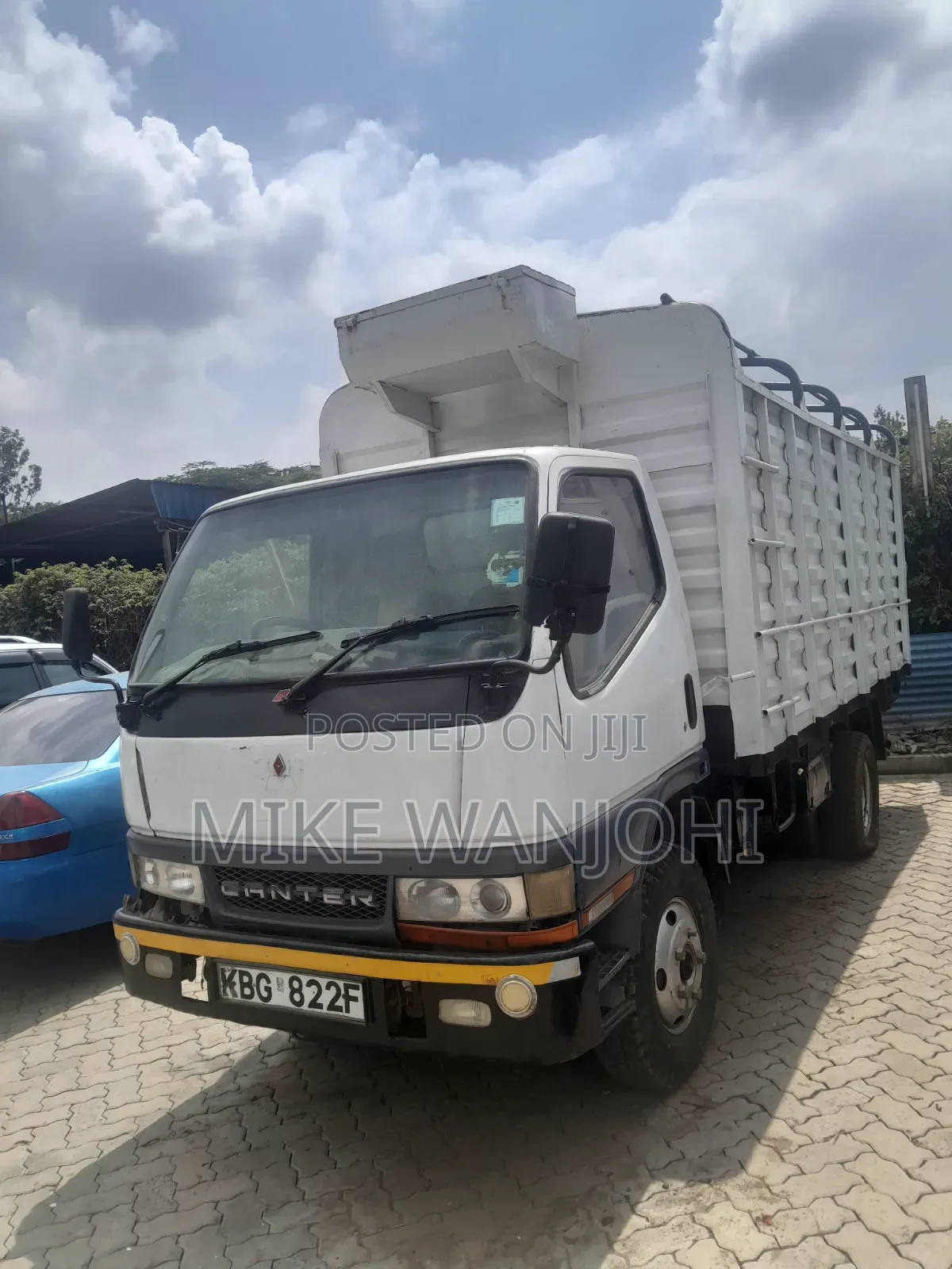 Mitsubishi Canter, 4d32. Buy and Work