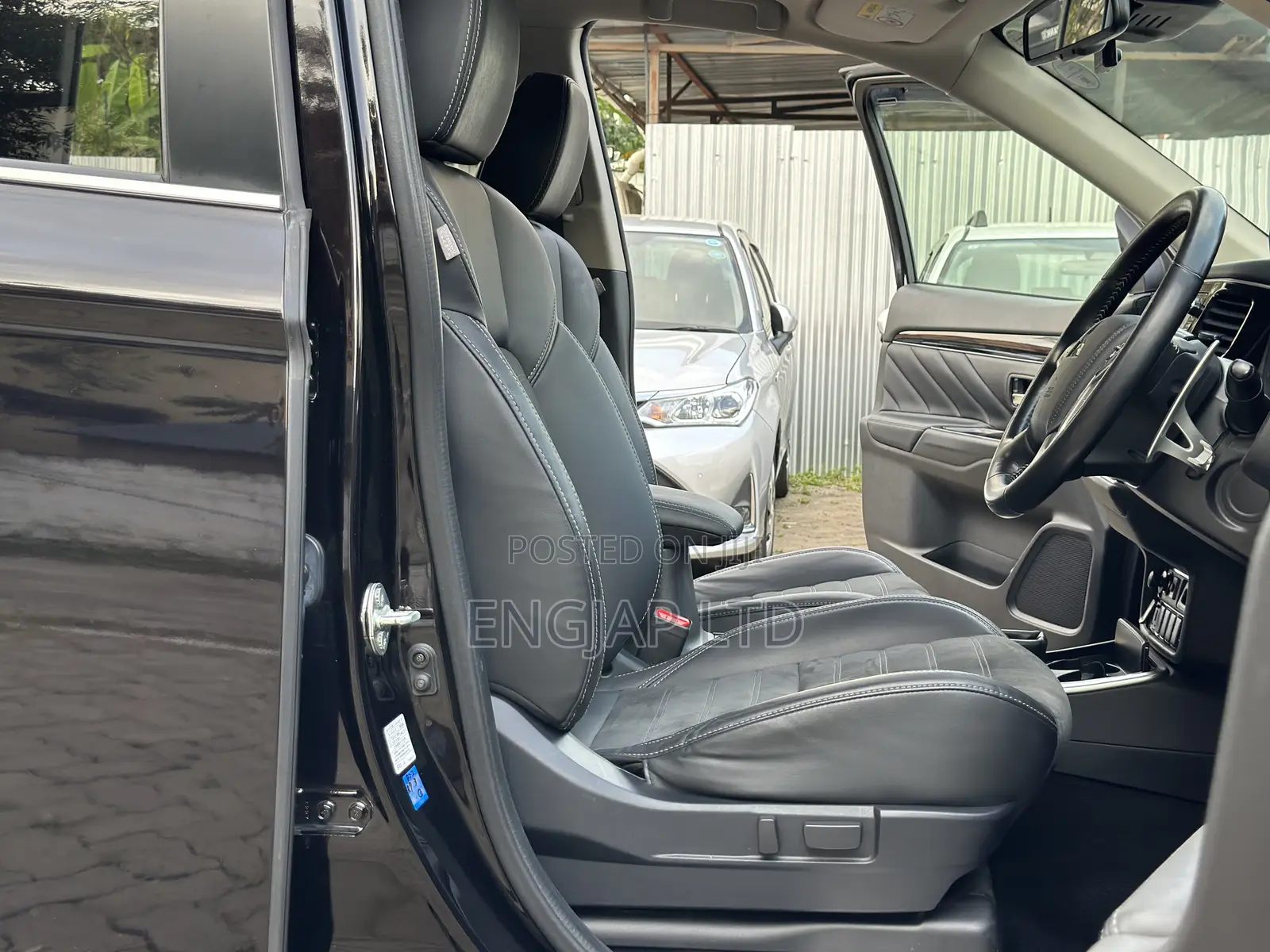 Mitsubishi Outlander 2.4 PHEV AWD 2019 Black
