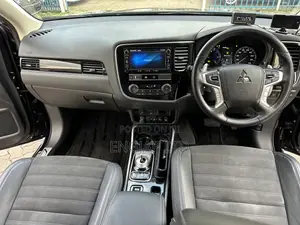Mitsubishi Outlander 2.4 PHEV AWD 2019 Black