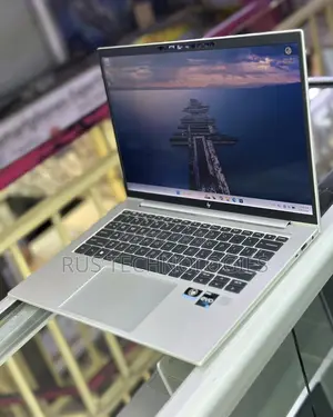 Laptop HP EliteBook 840 G9 8GB Intel Core i7 SSD 512GB