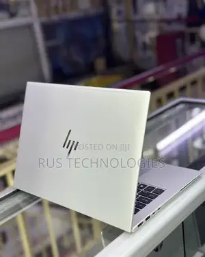 Laptop HP EliteBook 840 G9 8GB Intel Core i7 SSD 512GB