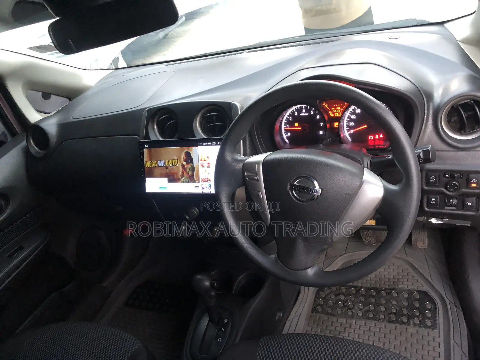 Nissan Note 2016 Pink