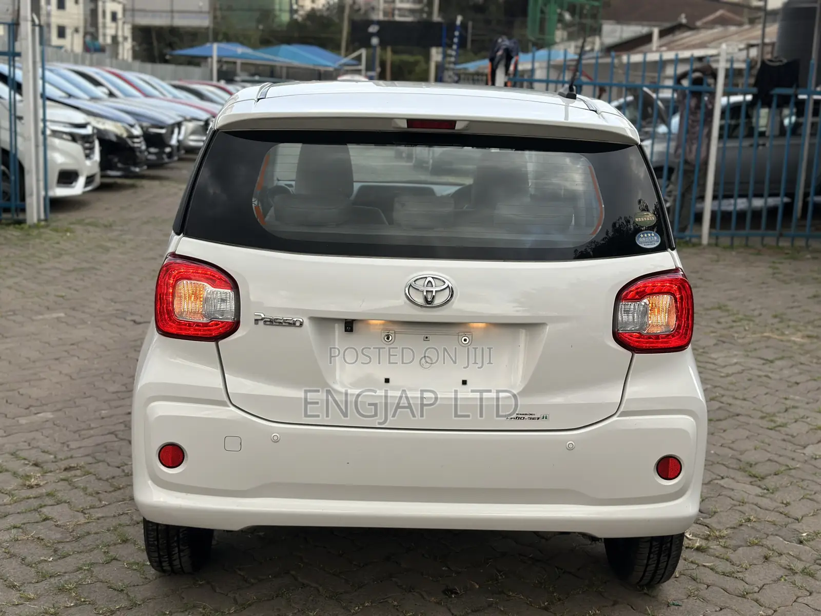 Toyota Passo 1.0 FWD 2018 White
