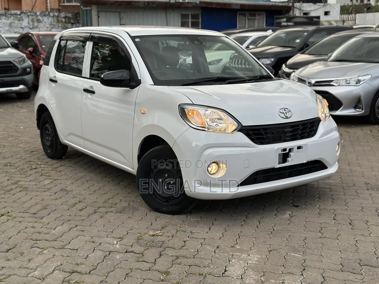 Toyota Passo 1.0 FWD 2018 White