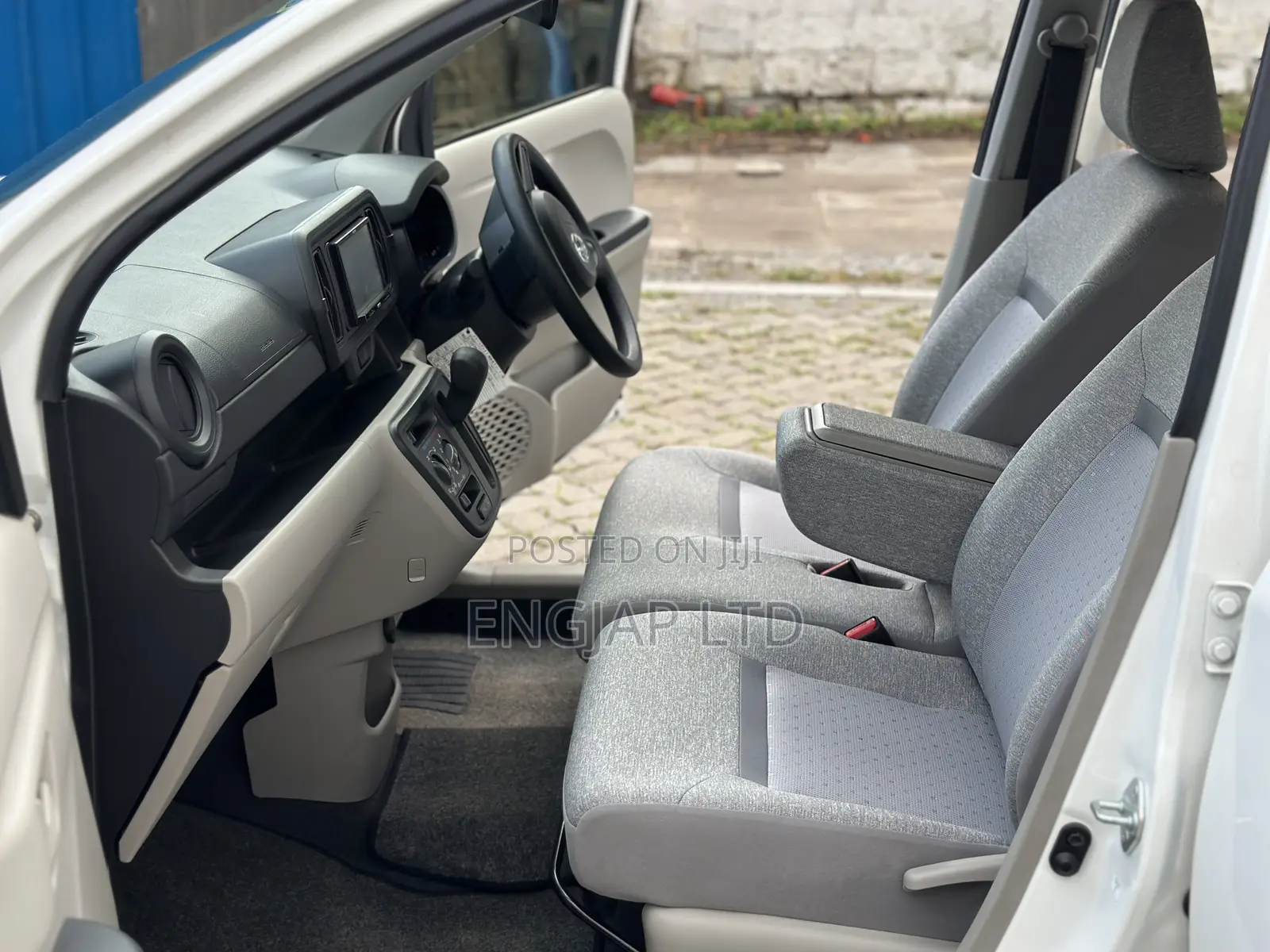 Toyota Passo 1.0 FWD 2018 White