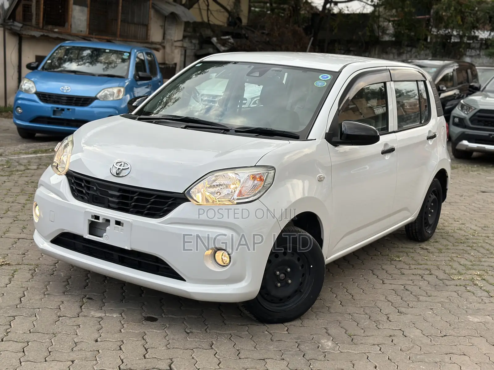 Toyota Passo 1.0 FWD 2018 White