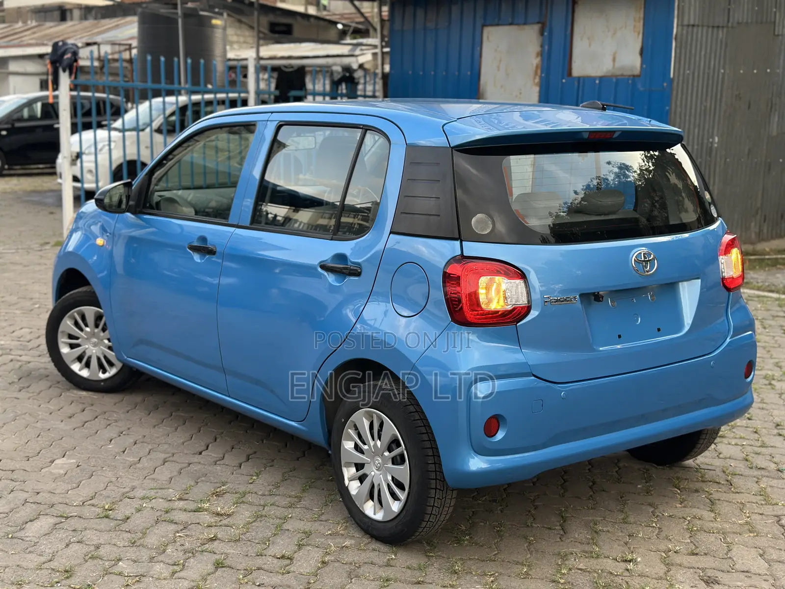 Toyota Passo 1.0 FWD 2018 Blue