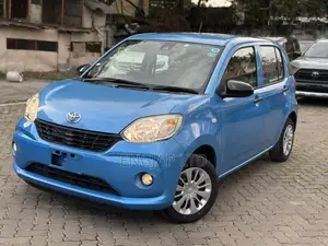 Toyota Passo 1.0 FWD 2018 Blue