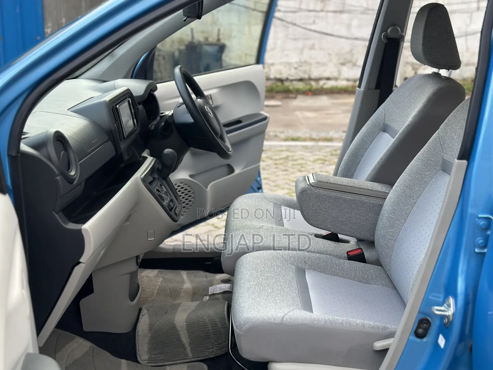 Toyota Passo 1.0 FWD 2018 Blue