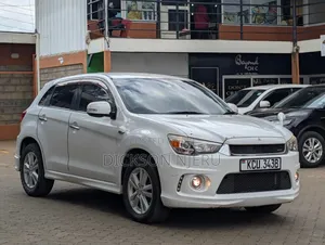 Mitsubishi RVR 2010 White