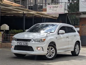 Mitsubishi RVR 2010 White