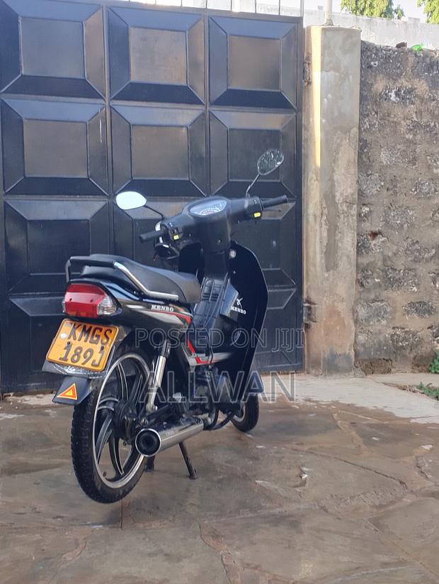 Motorcycle 2025 Black - thumbnail 2