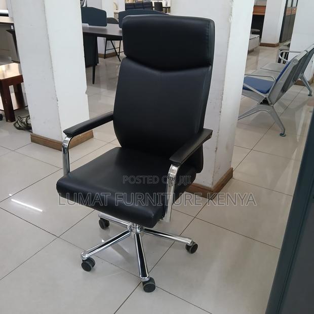 Onyx Executive Chair - main view