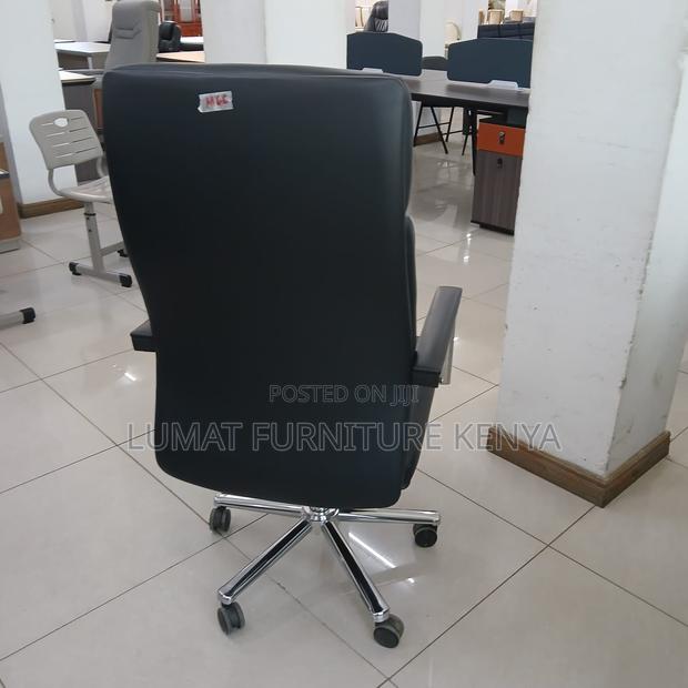 Onyx Executive Chair - thumbnail 3