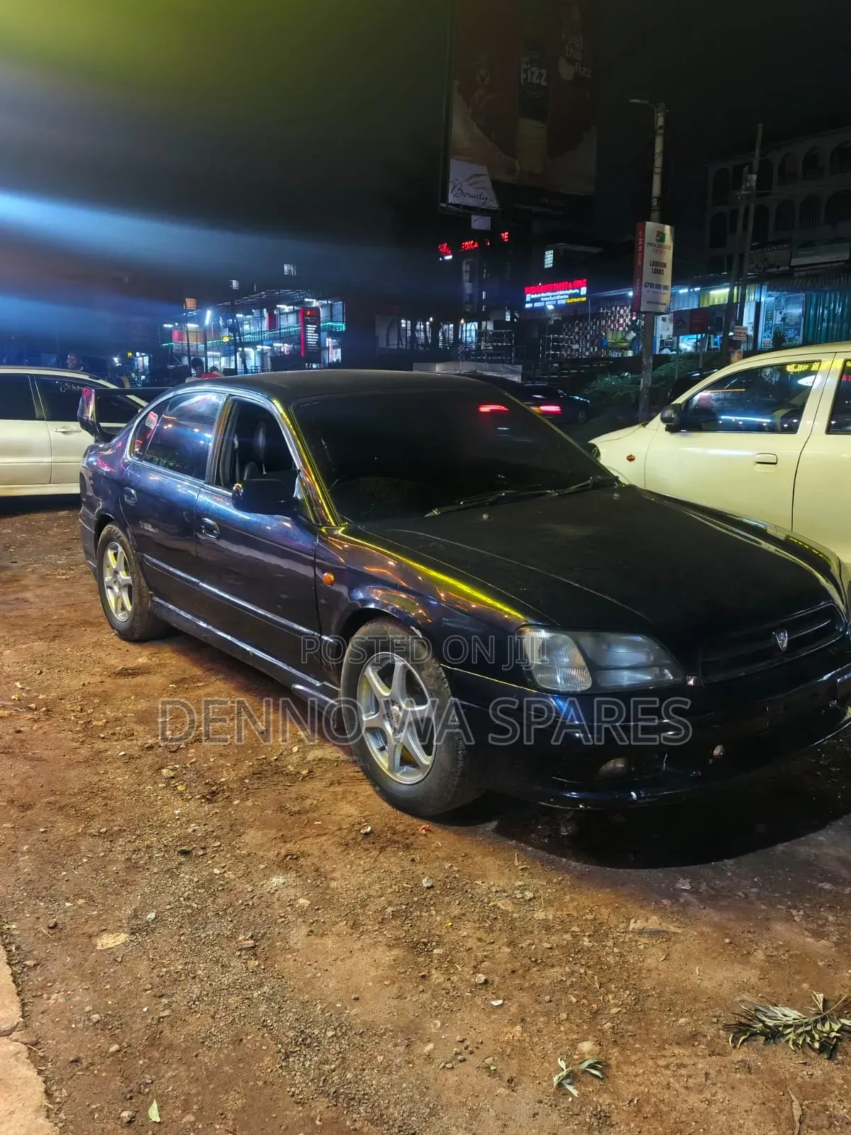 Subaru Legacy 2000 Blue