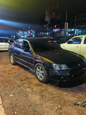 Subaru Legacy 2000 Blue