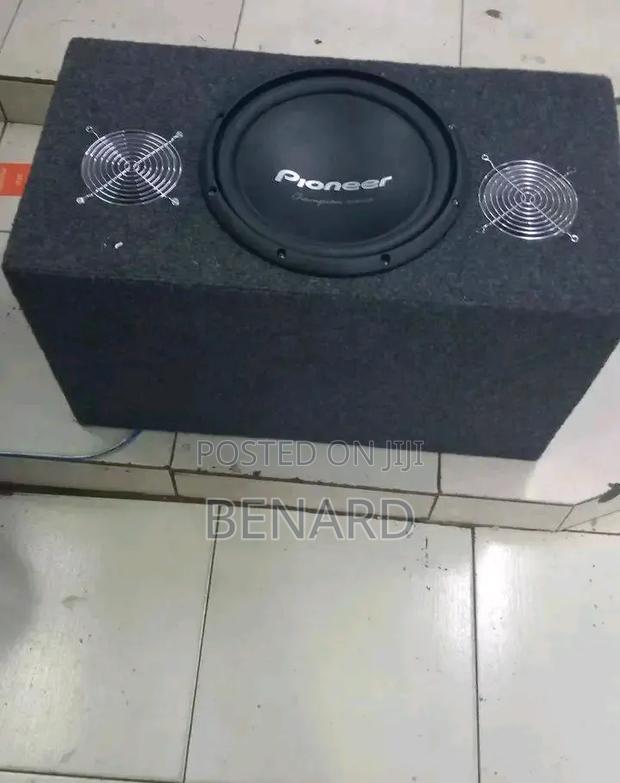 Base Speaker