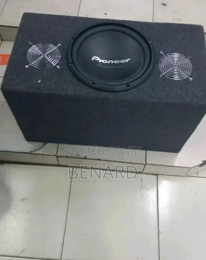 Base Speaker
