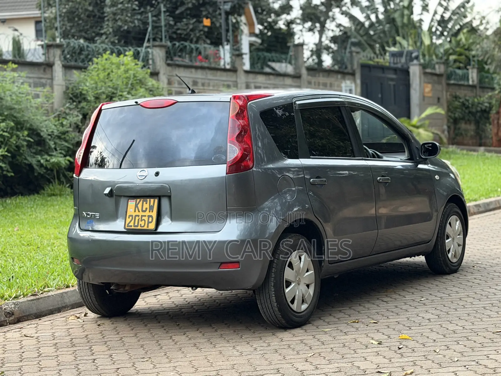 Nissan Note 2012 Gray