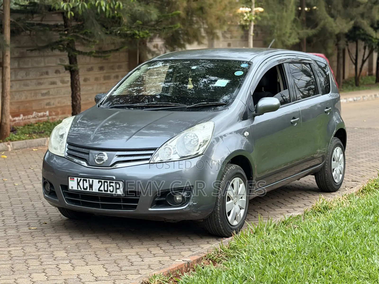 Nissan Note 2012 Gray