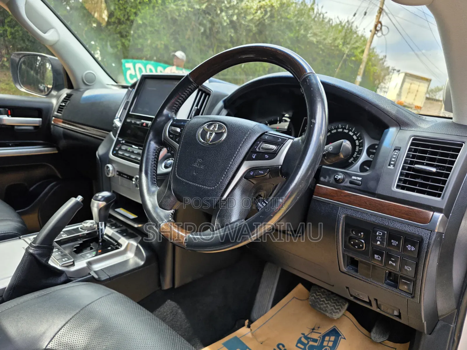 Toyota Land Cruiser 2019 Silver