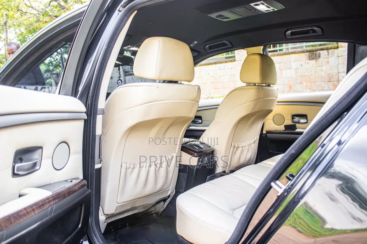 BMW 7 Series 730Li 2009 Blue