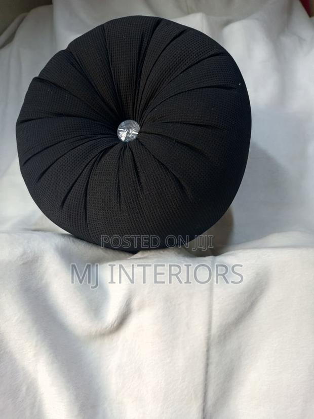 Modern Black Decorative Cushion Set for Sofa and Bedroom Use