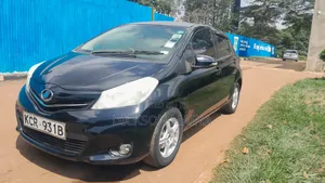 Toyota Vitz 2012 Black