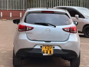 Mazda Demio 2018 Silver