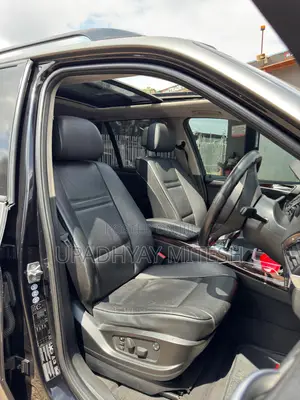 BMW X5 2010 Black
