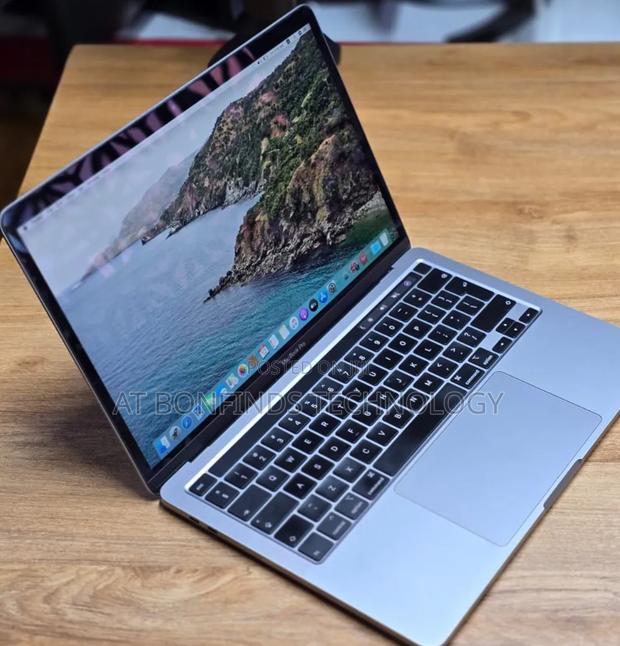 Laptop Apple MacBook Pro 32GB Intel Core i7 SSD 1T - thumbnail 3