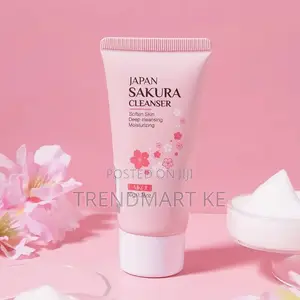 Sakura Facial Cleanser(100ml)