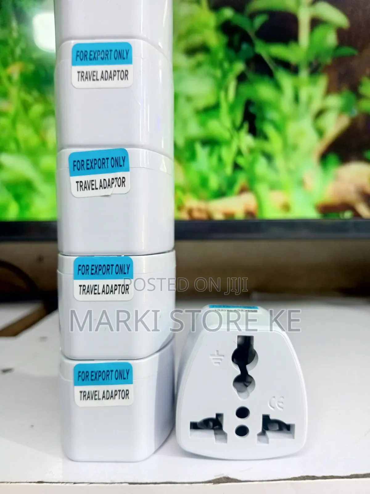 13a 250v Universal Travelling Adapter