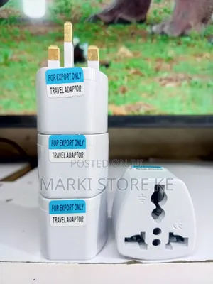 13a 250v Universal Travelling Adapter