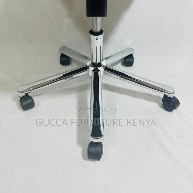 Swivel Mesh Ergonomic Seat. - thumbnail 5