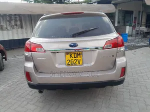 Subaru Outback 2015 Gold