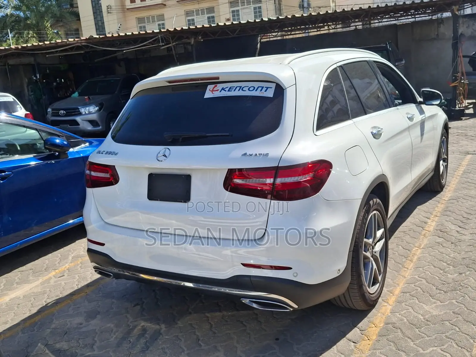 Mercedes-Benz GLC-Class 2019 Off white