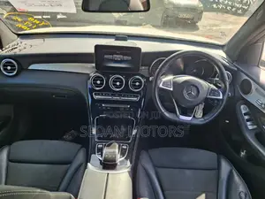 Mercedes-Benz GLC-Class 2019 Off white