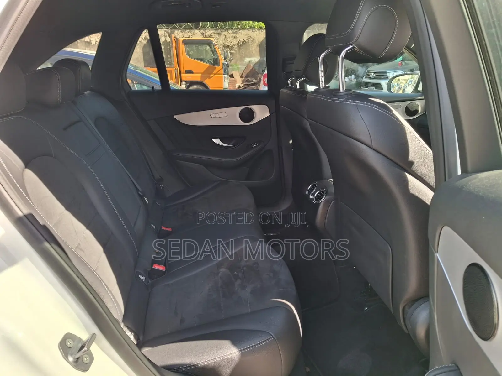 Mercedes-Benz GLC-Class 2019 Off white