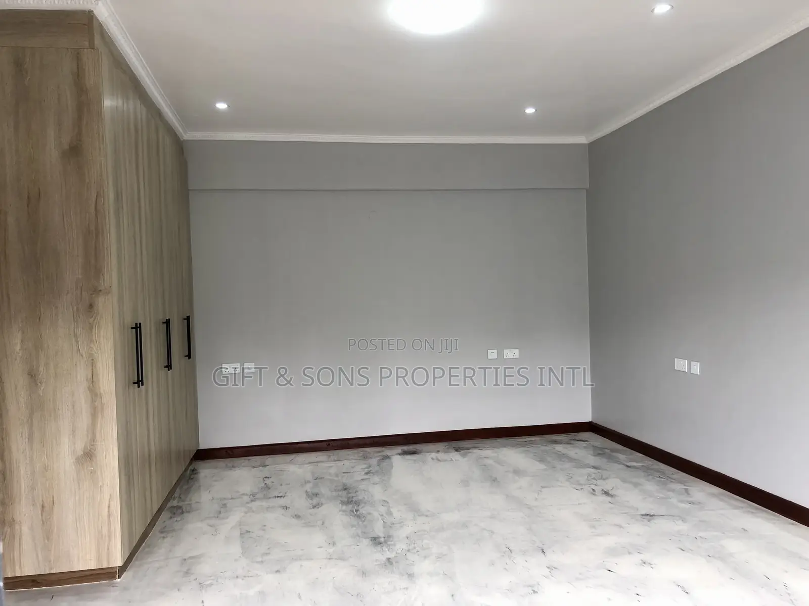 3bdrm Apartment in Flower Business Park, Viwandani for rent
