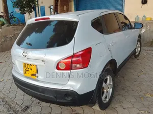 Nissan Dualis 2008 Off white