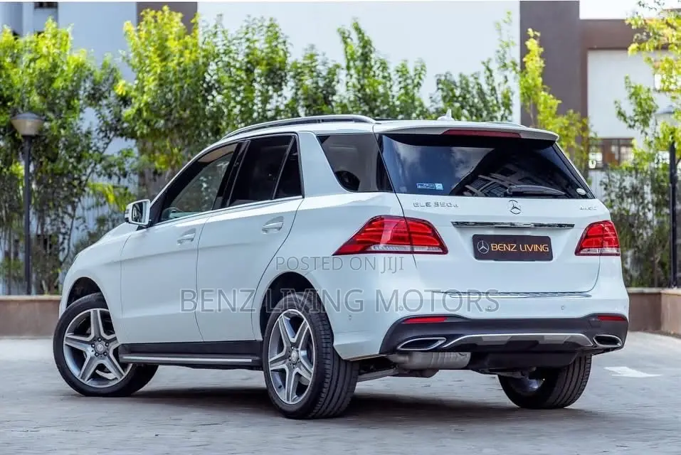Mercedes-Benz GLE-Class GLE 350d 4MATIC 2016 White