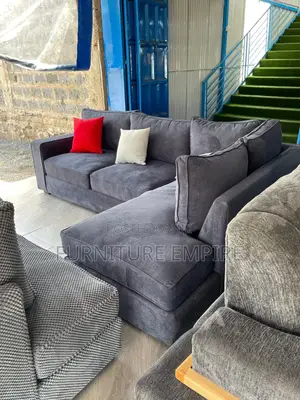 6-Seater Black L-Shaped Sofa Modern Comfort With Accent Cushions