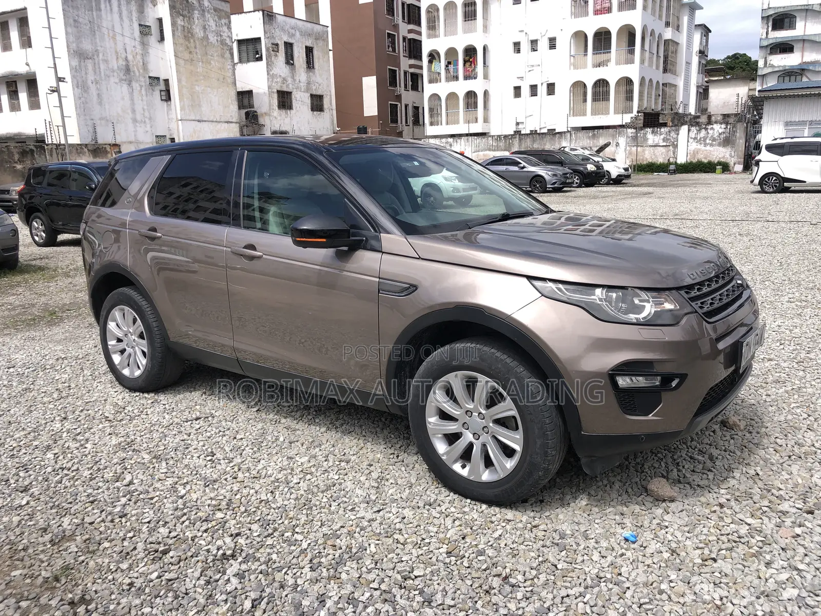 Land Rover Discovery Sport 2016 Brown