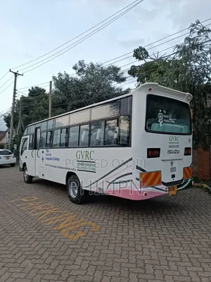 Isuzu NQR 2014 White